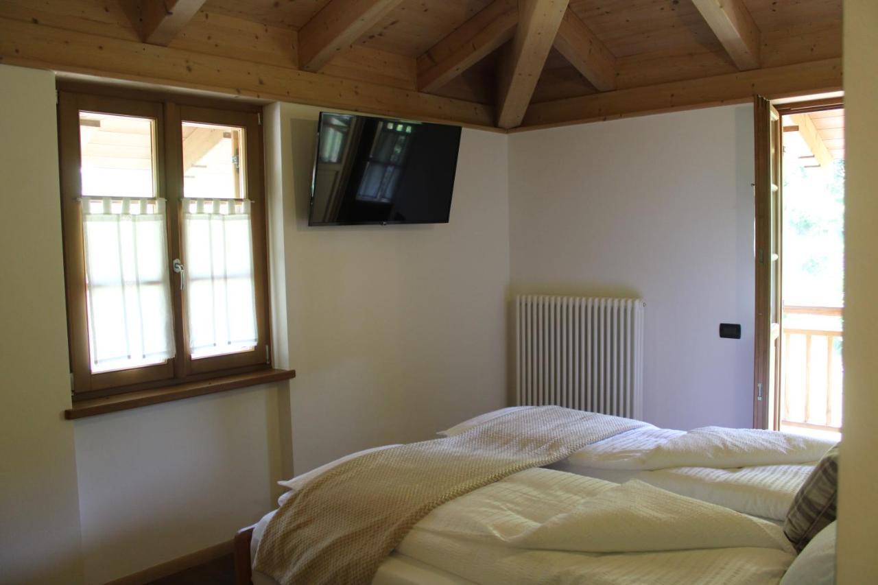 Agriturismo Valfraja เชมบรา ภายนอก รูปภาพ