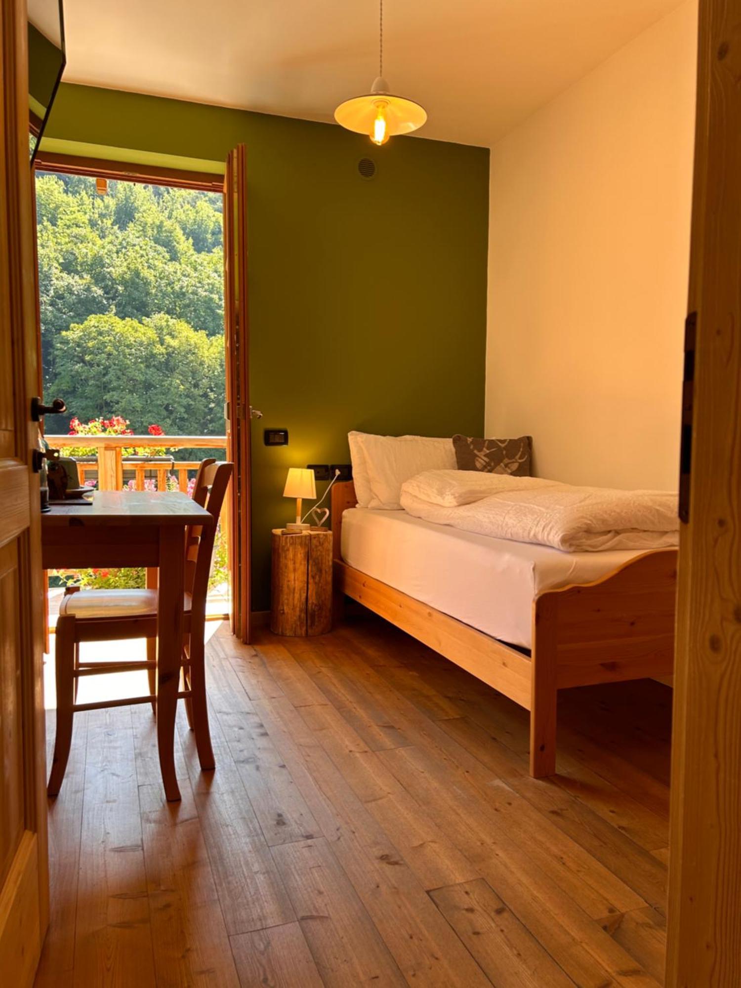 Agriturismo Valfraja เชมบรา ภายนอก รูปภาพ