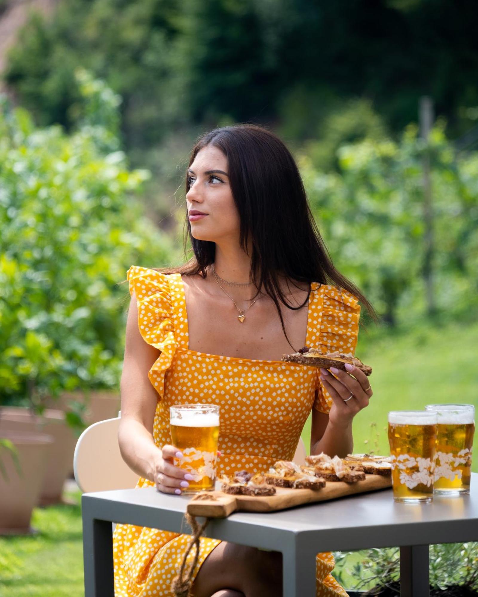 Agriturismo Valfraja เชมบรา ภายนอก รูปภาพ